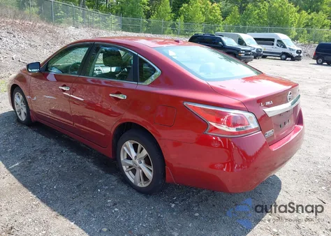 2015 Nissan Altima 2.5 Sv z USA, uszkodzony, nr VIN 1N4AL3AP7FC277329